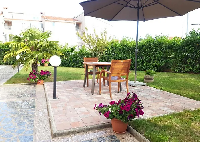 Assa Krk Apartament Veglia
