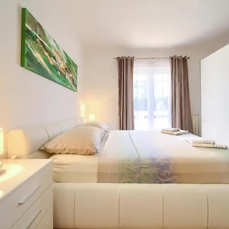 Apartment Assa Krk Krk Town